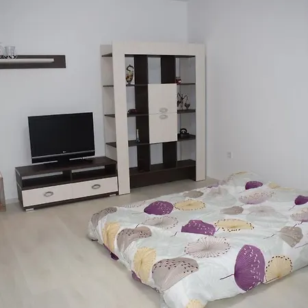 Iuly Braşov
